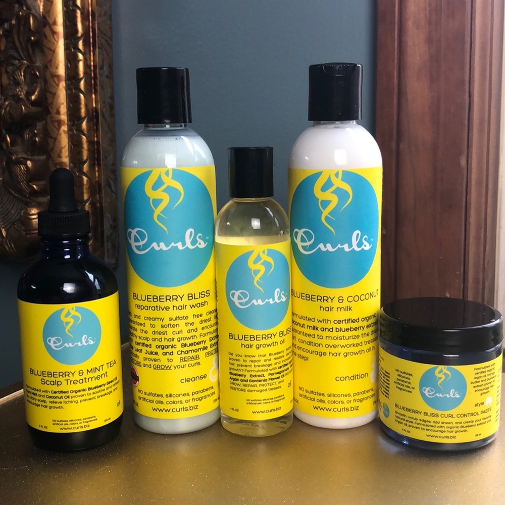 Curls brand, blueberry starter kit.